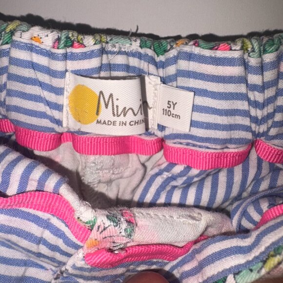 Mini Boden Floral Chino Shorts with Pockets size 5Y - Picture 3 of 6